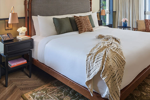 Junior Suite - One King Bed 