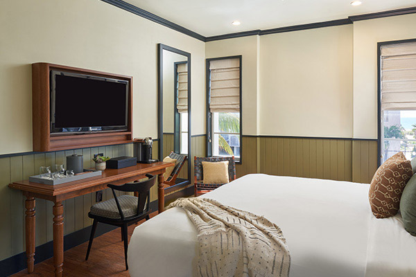 Superior Room - 1 King Bed