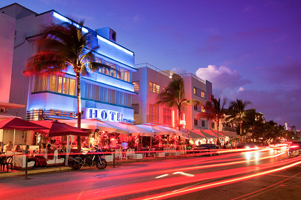 Ocean Drive in Miami's South Beach – The Balfour Hotel